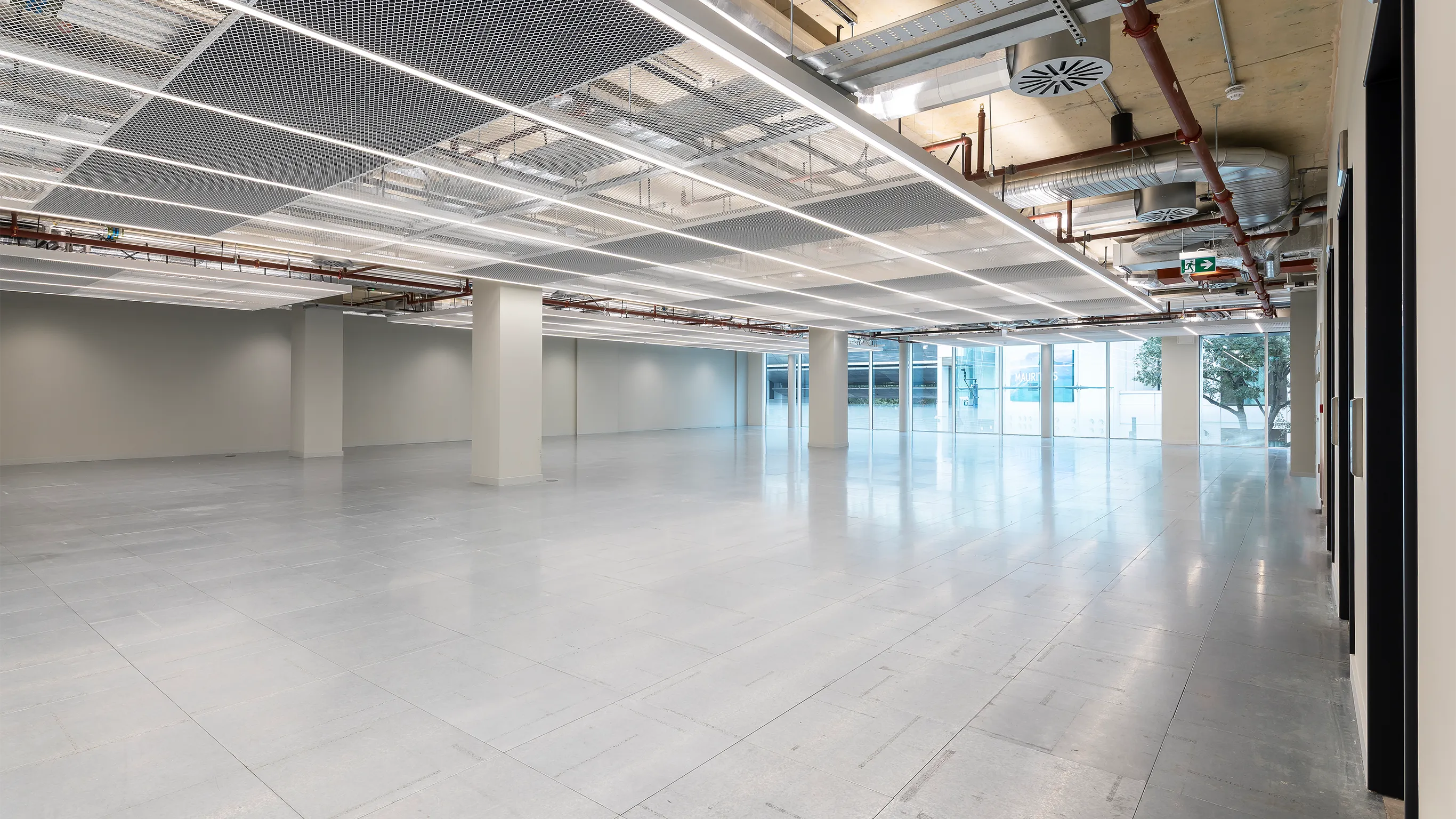1st floor workspace