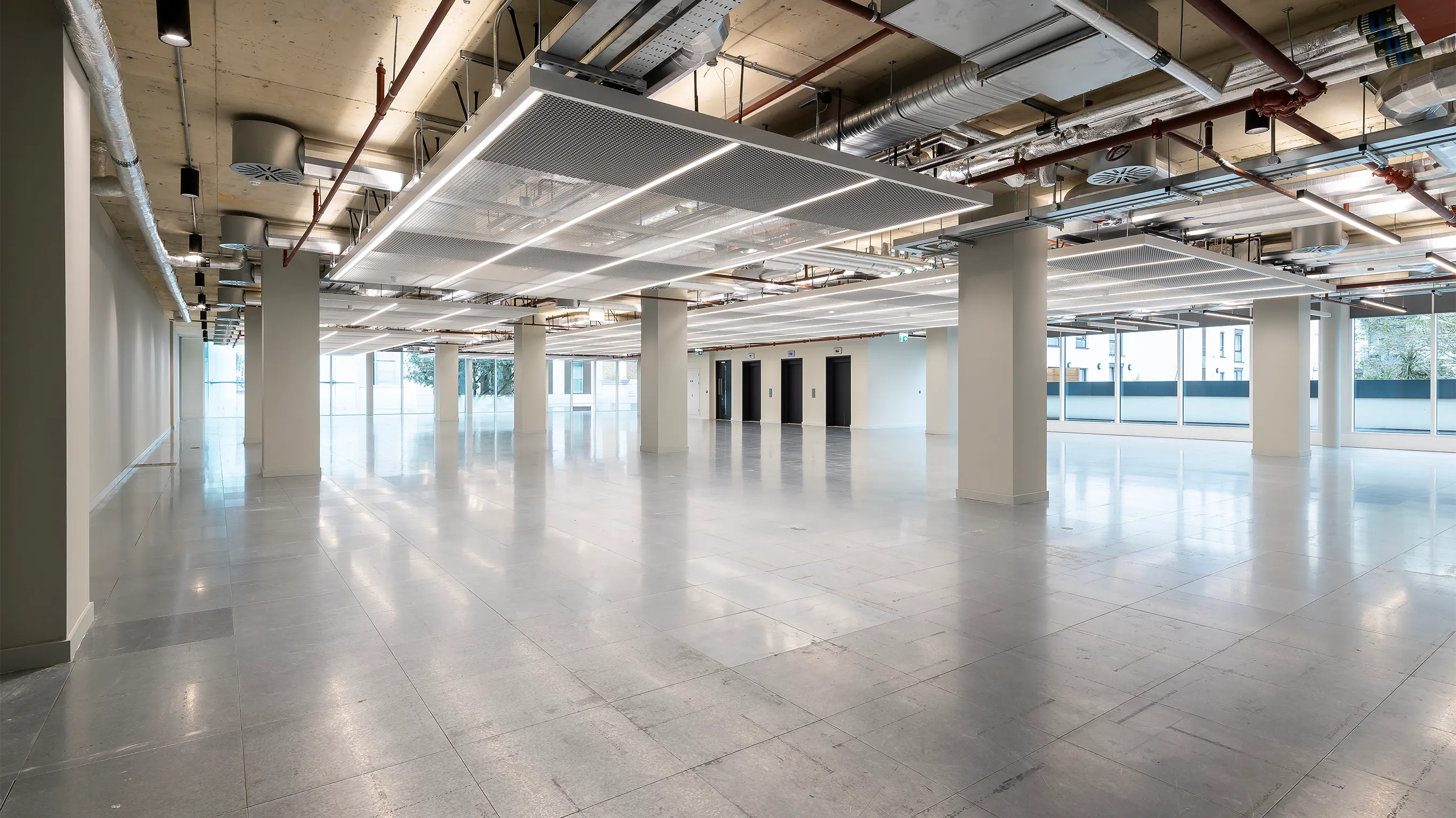 1st floor workspace